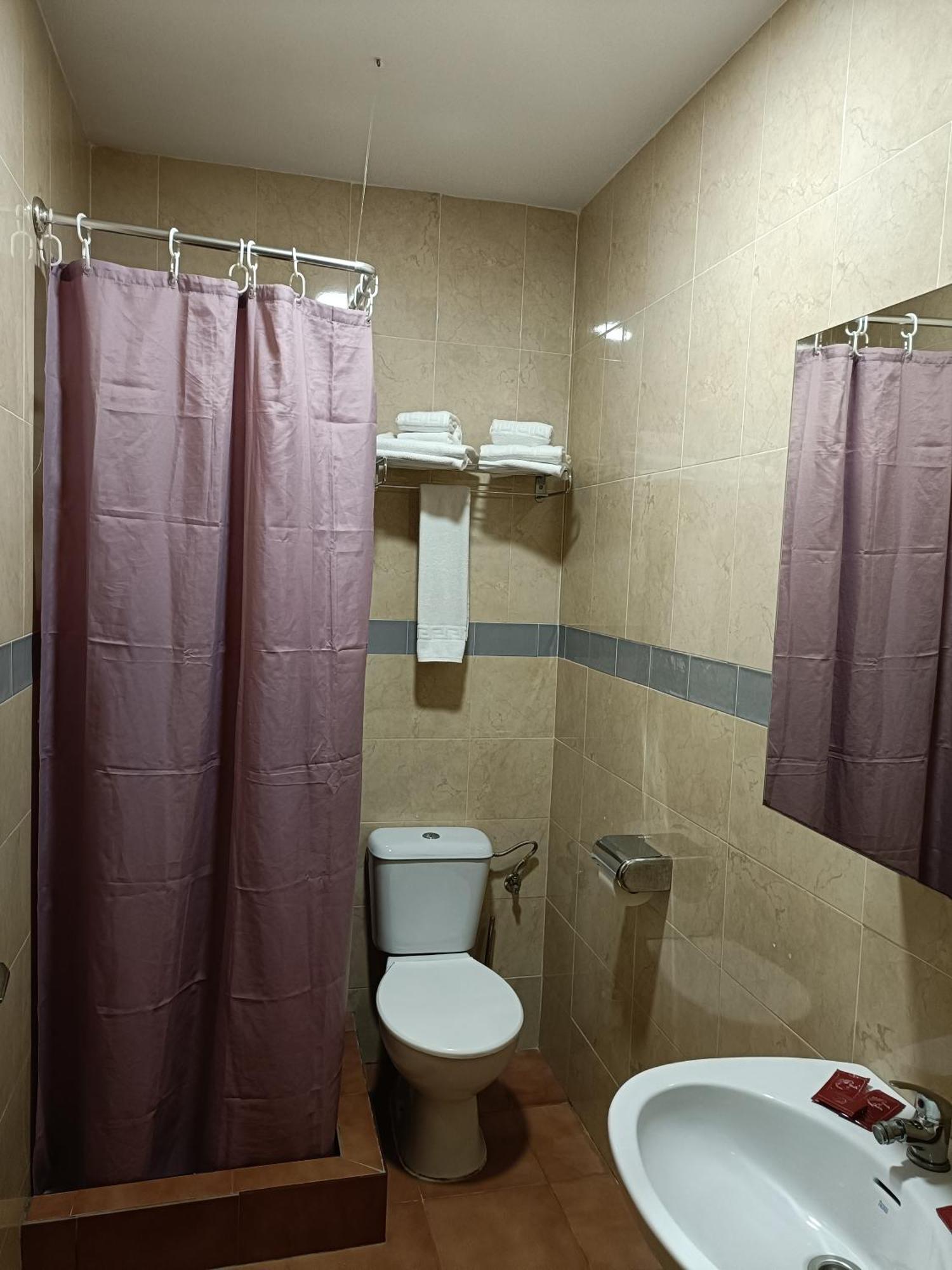 Hostal Batato 贝赫尔-德拉弗龙特拉 外观 照片